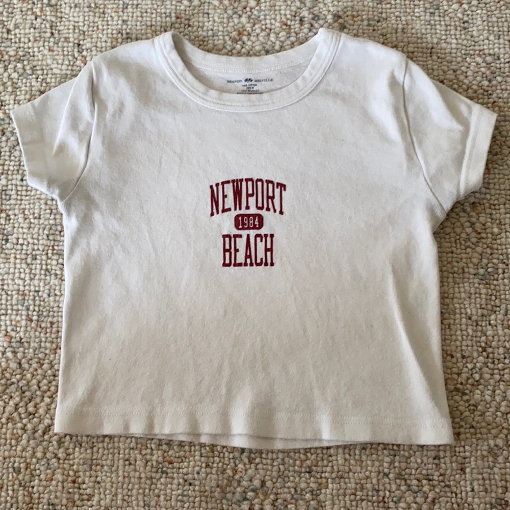 Brandy Melville Newport Beach crop top